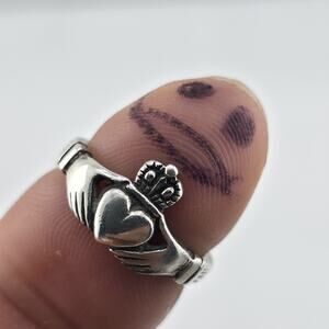 Vintage Sterling Silver Claddagh Ring Crown Heart Hands Size 5.5 925